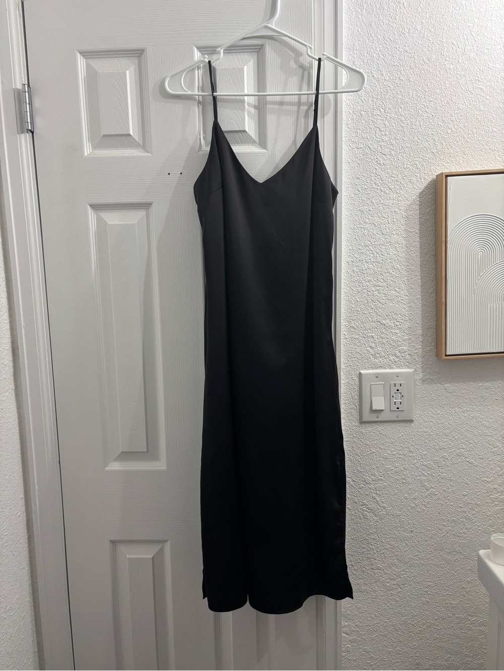 Elegant Black Slip Midi Dress with Thin Straps